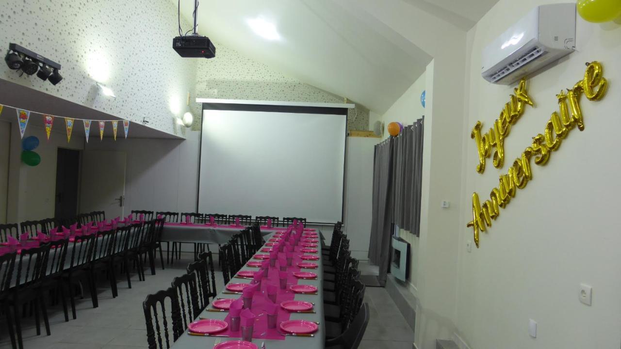 L'Epinette - Gite De Groupe Et Salle De Reception Allevard Buitenkant foto